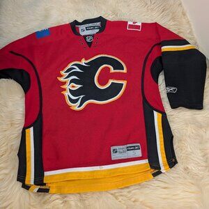 Reebok Men Calgary Flames NHL Authentic Pro Breakaway Hockey Home Jersey Size S